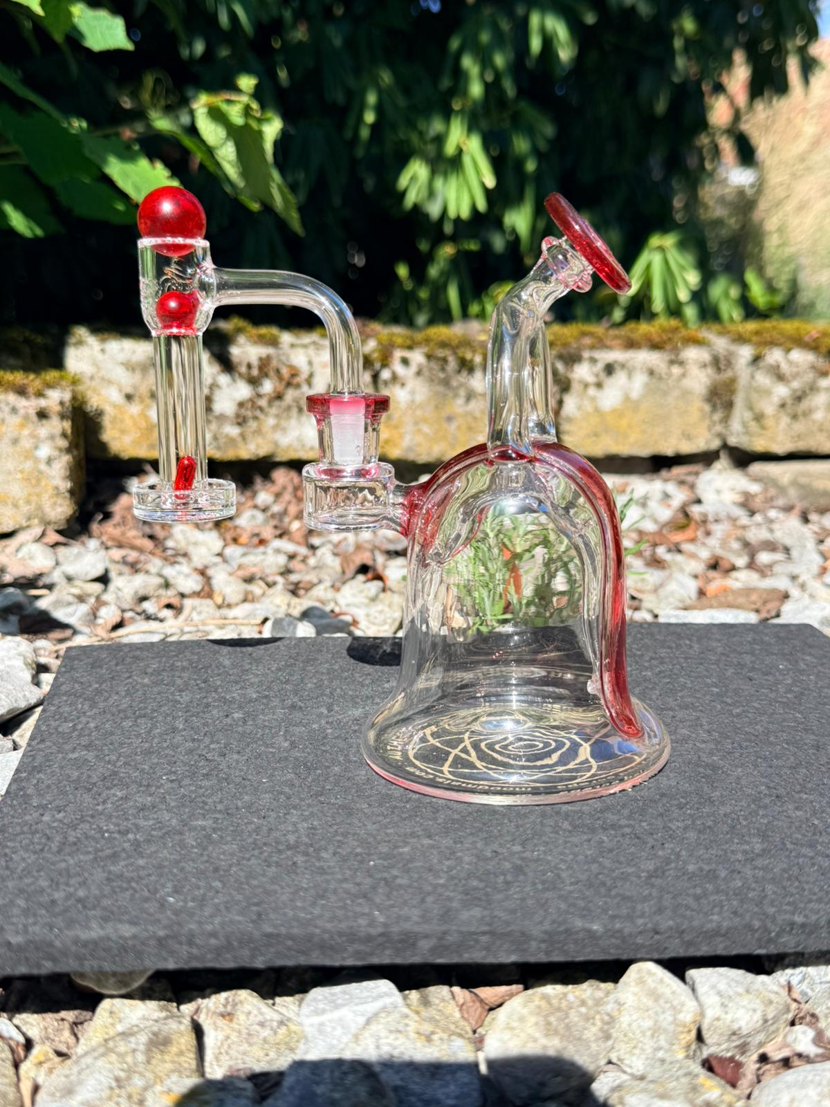 Freek Glass Magic Bubbler – Red Edition