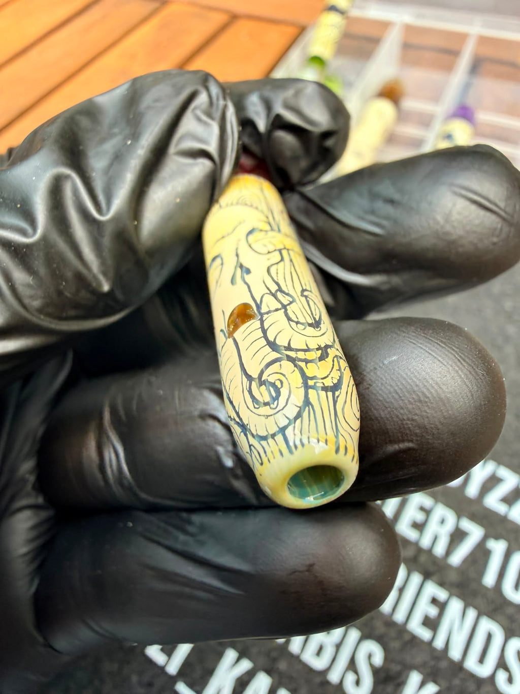 Glass by Gink Logo Glasfilter-Tip „Gold Tooth“ – Rot