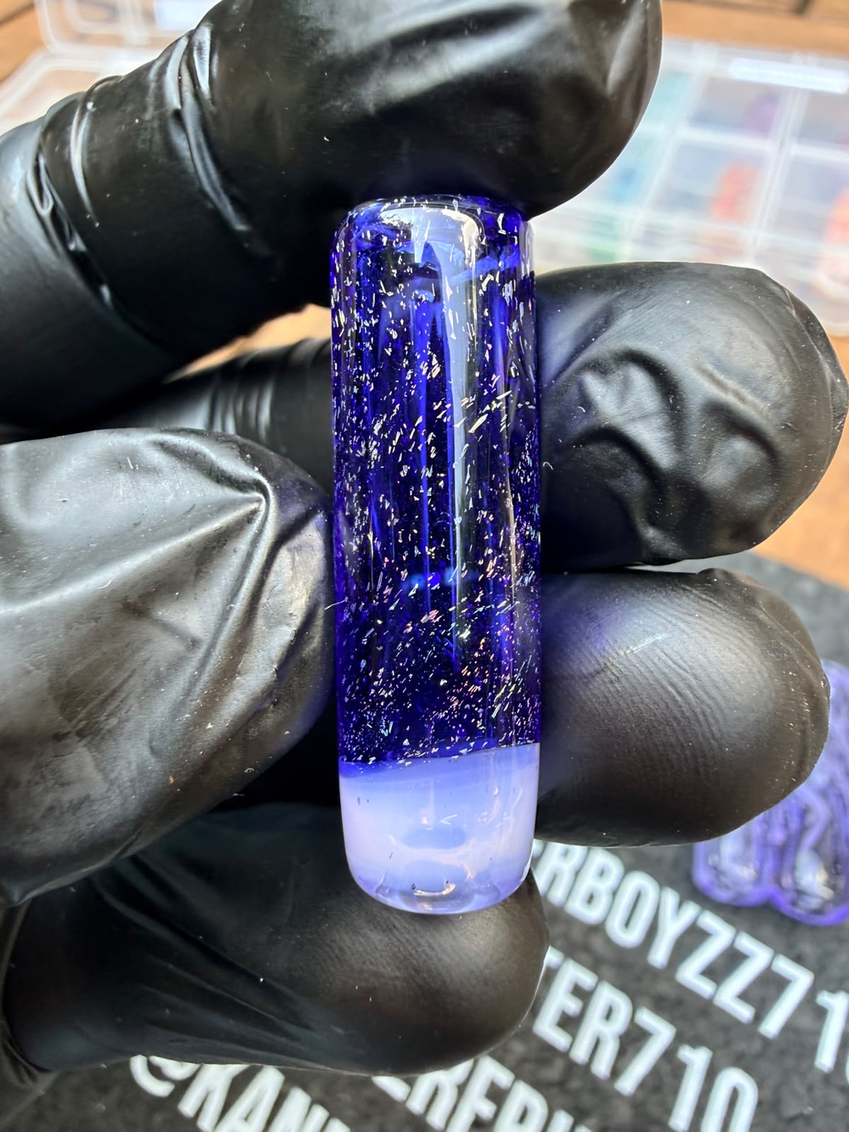 The Shack Glass – Rainbow Dust Filter Tip