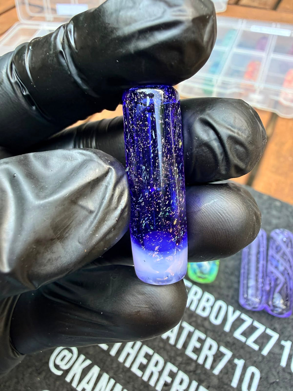 The Shack Glass – Rainbow Dust Filter Tip