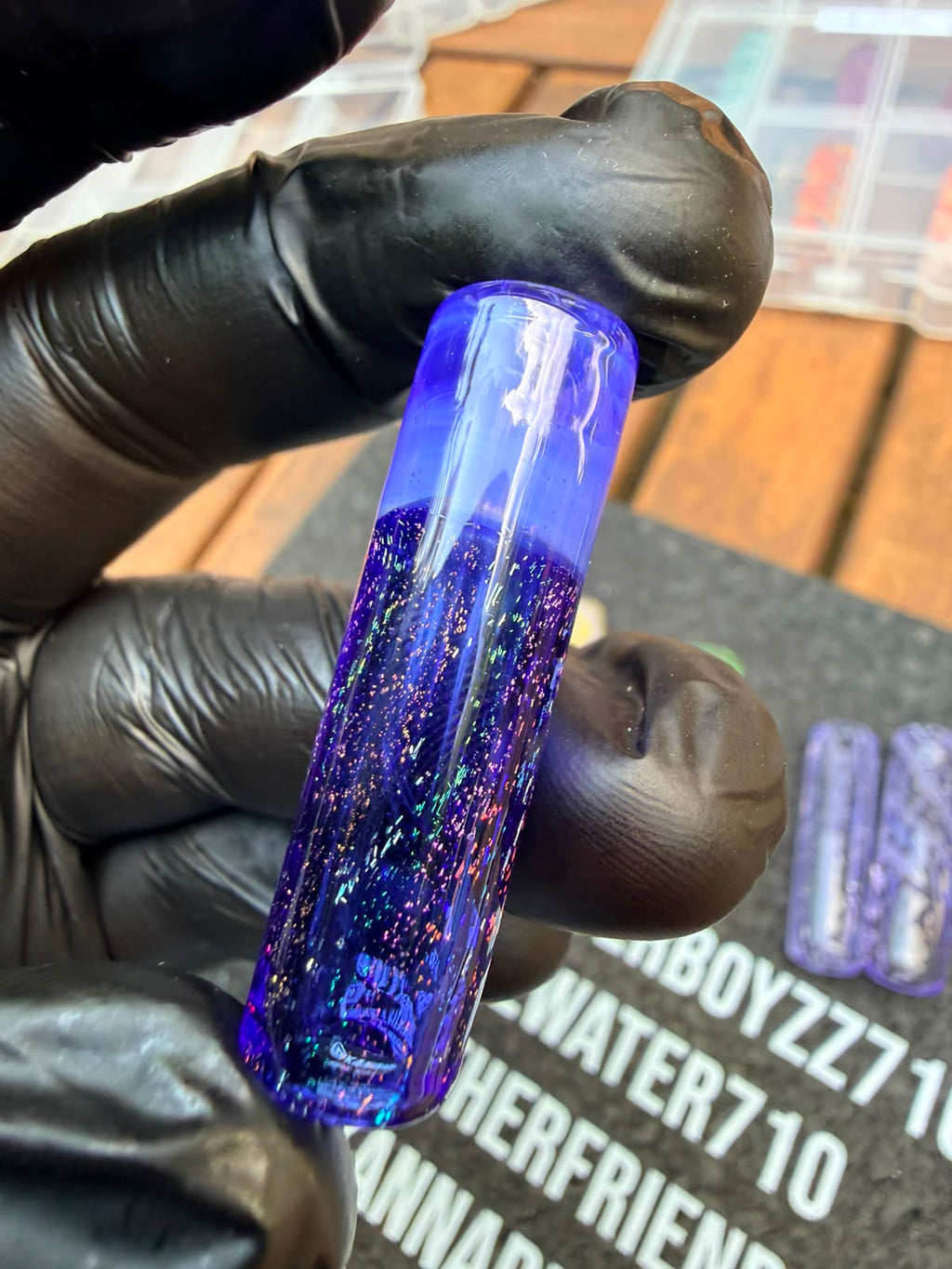 The Shack Glass – Rainbow Dust Filter Tip