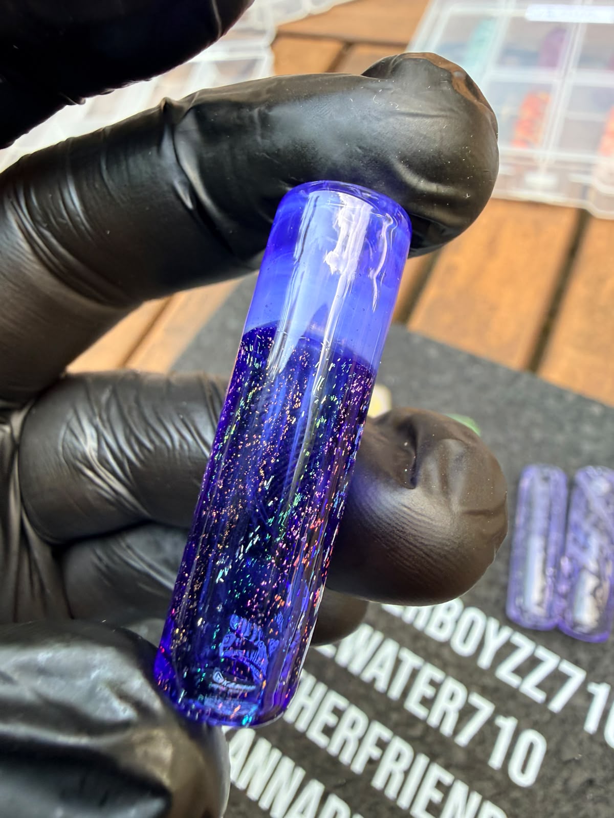The Shack Glass – Rainbow Dust Filter Tip
