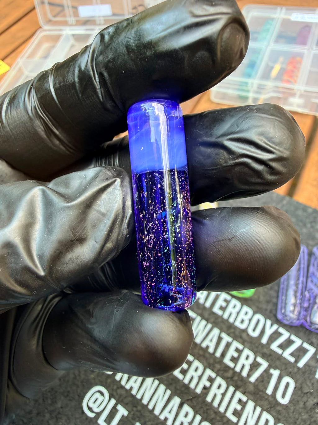 The Shack Glass – Rainbow Dust Filter Tip