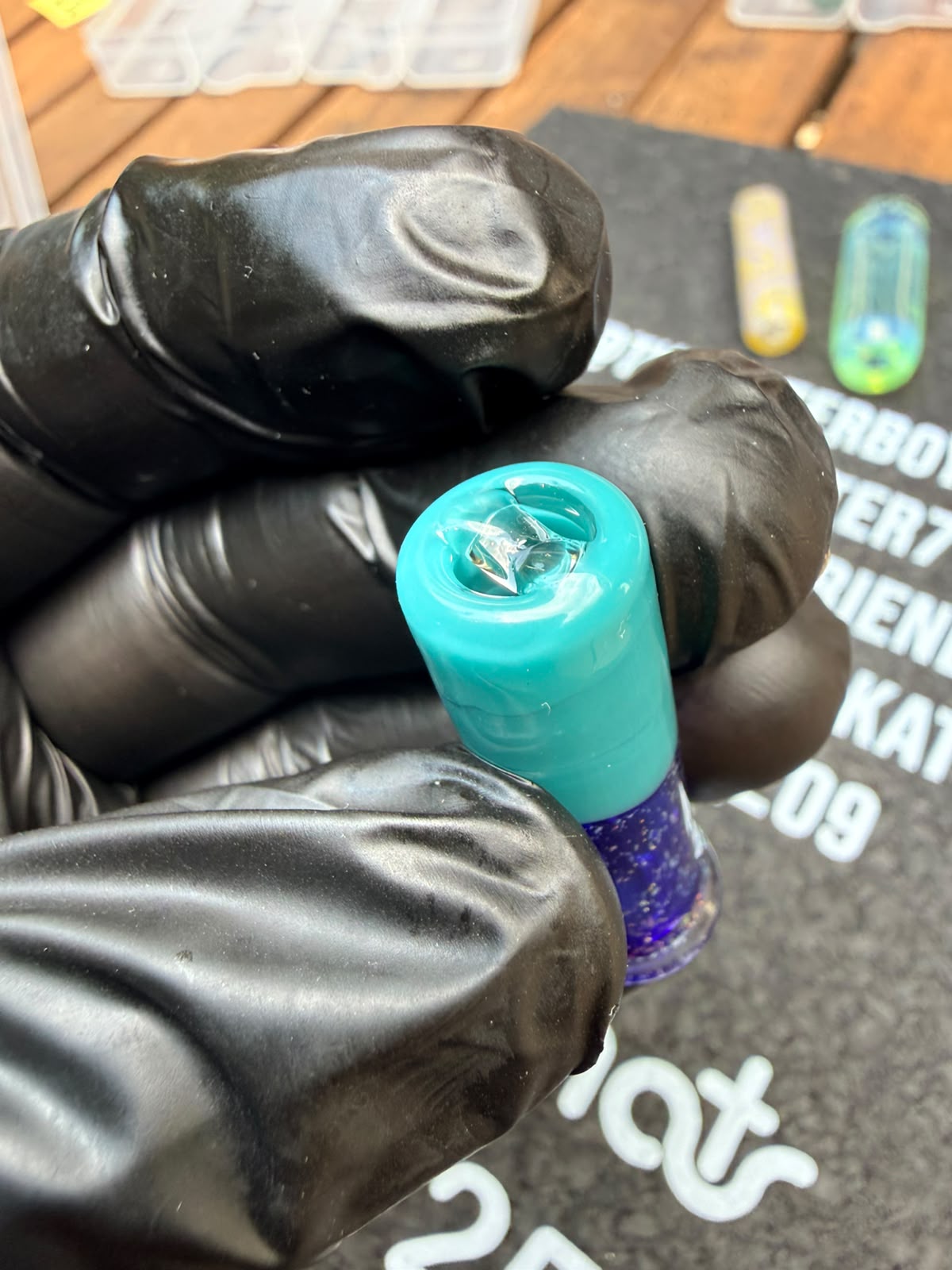 The Shack Glass – Rainbow Dust Filter Tip