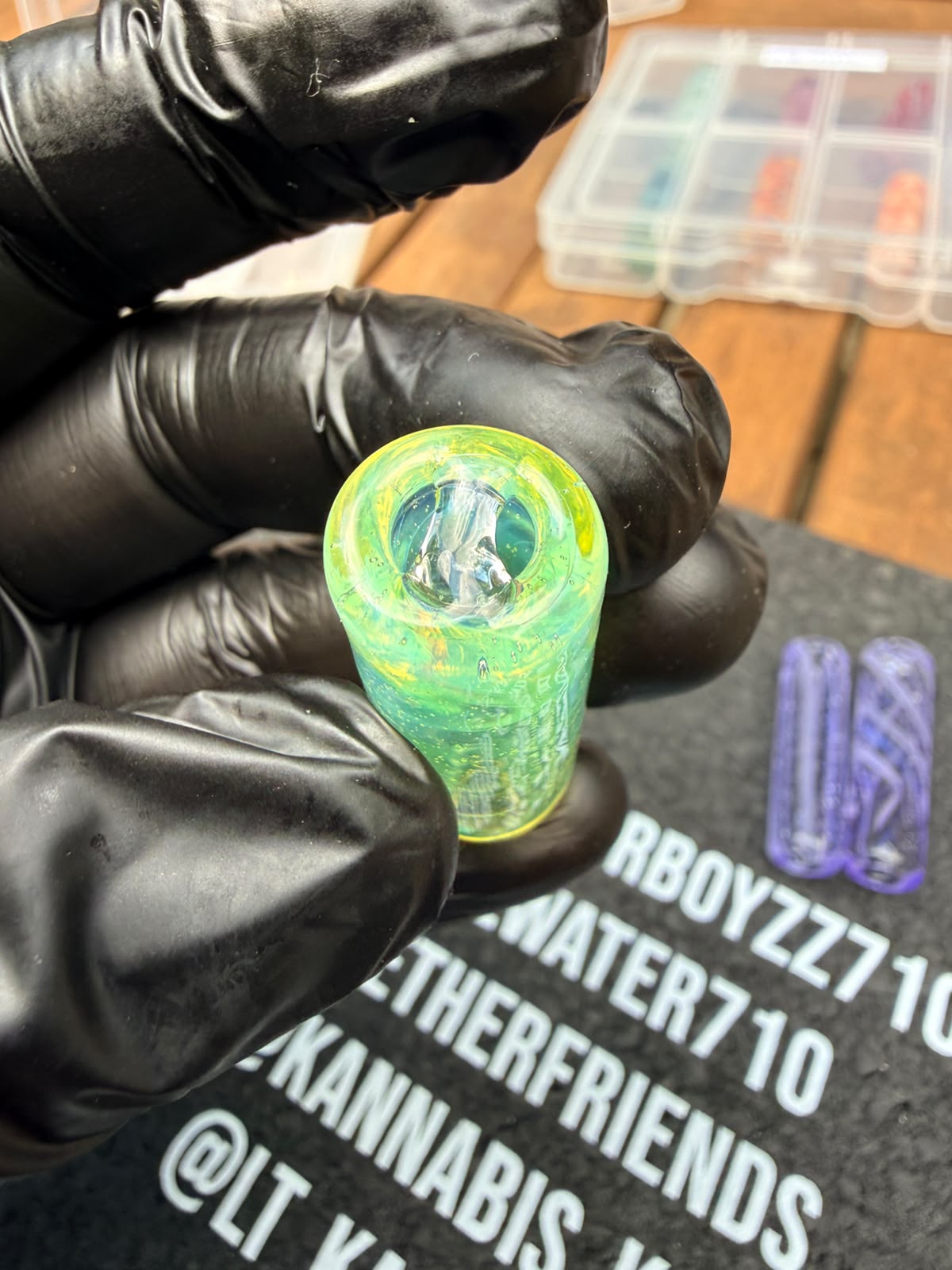 The Shack Glass – UV Reactive Filter Tip