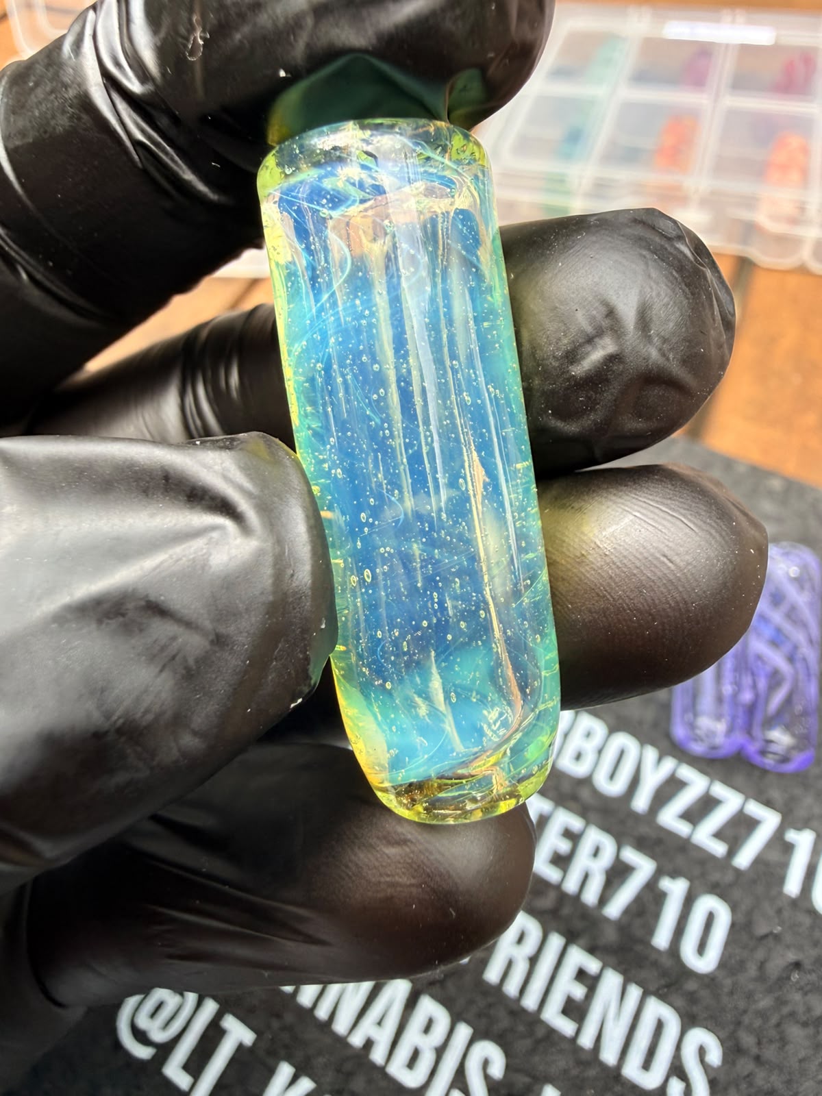 The Shack Glass – UV Reactive Filter Tip