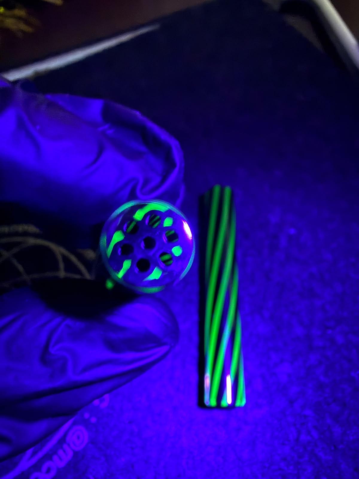 Crisp Packer + Tip Set – Black UV Edition