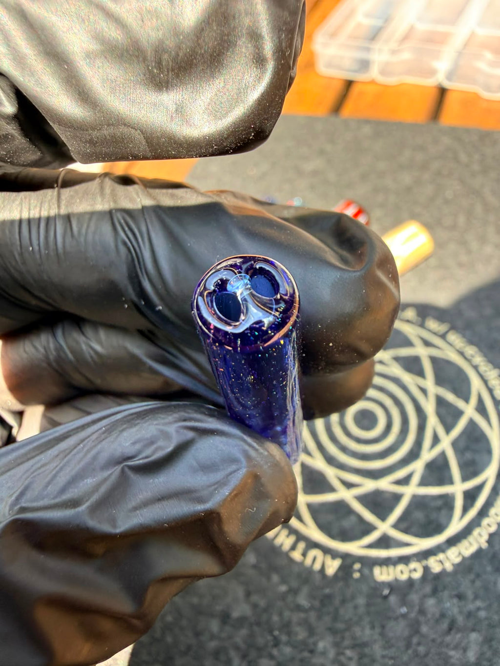 Steve H Glass Tip – Blau mit Rainbow Dust