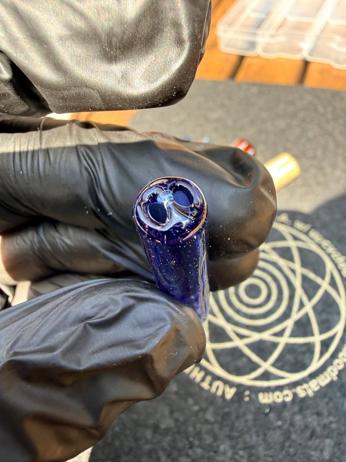 Steve H Glass Tip – Blau mit Rainbow Dust