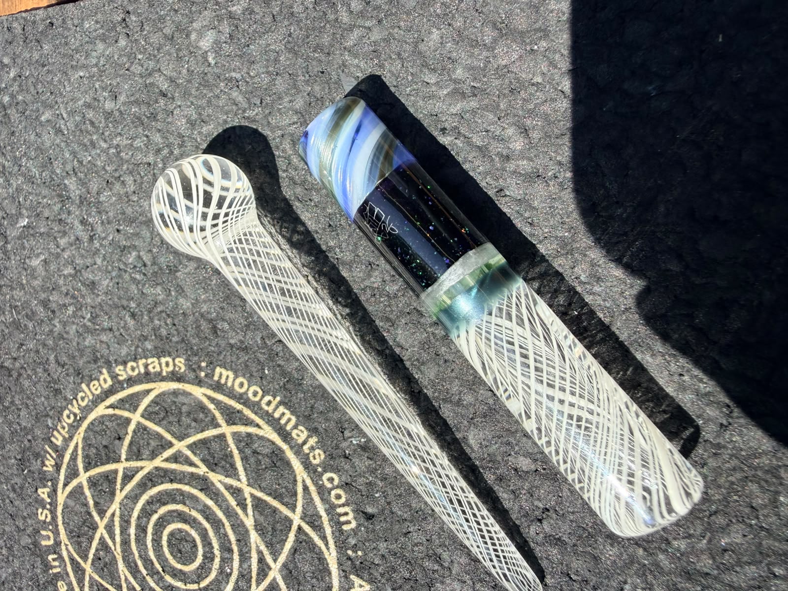 Conversion Glass Packer & Tip Set – Weißes Linework / UV-Aktiv mit Crushed Opal
