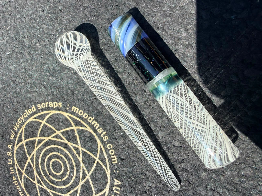 Conversion Glass Packer & Tip Set – Weißes Linework / UV-Aktiv mit Crushed Opal