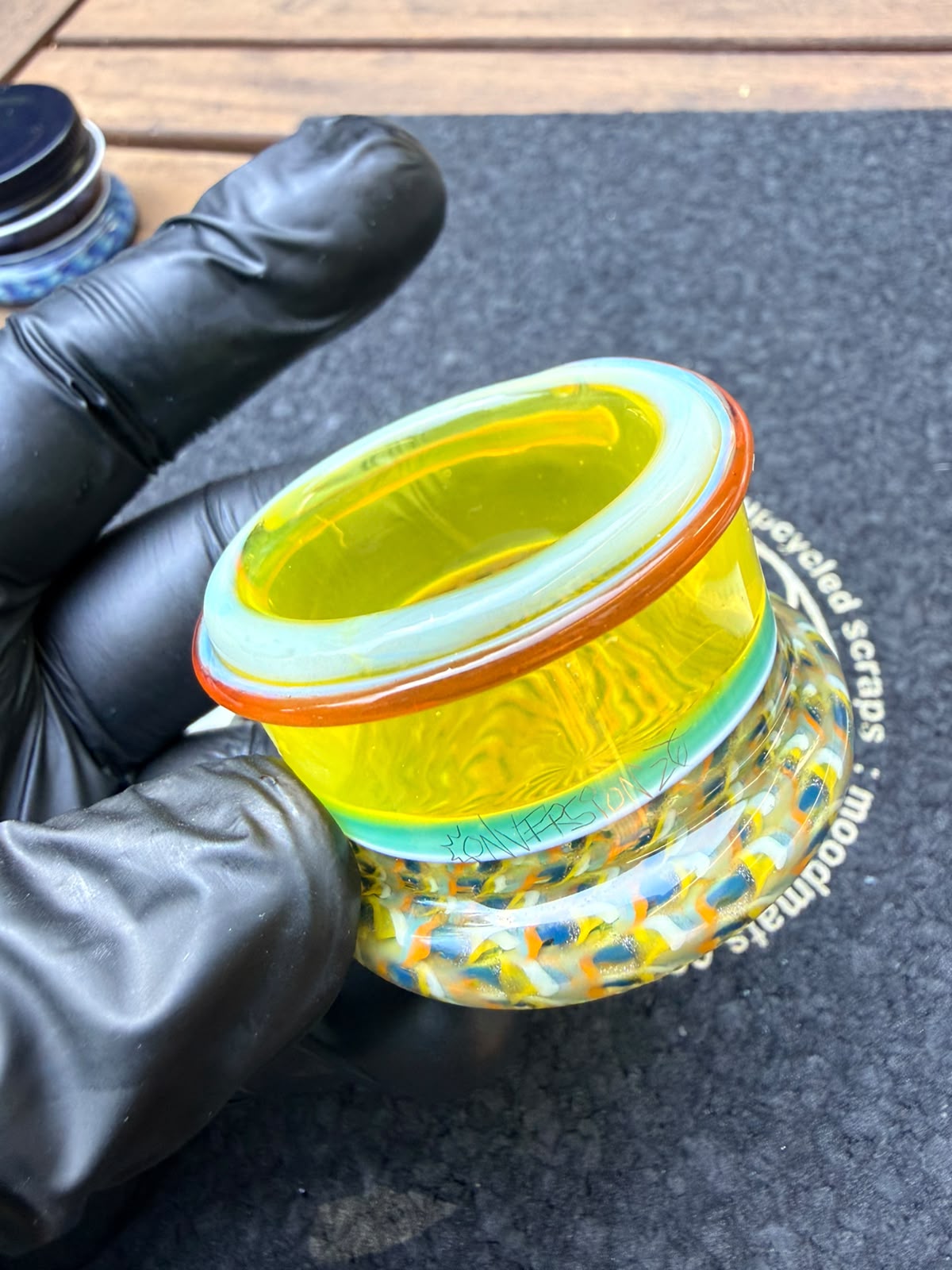 Conversion Glass Rosin Jar – UV Reactive