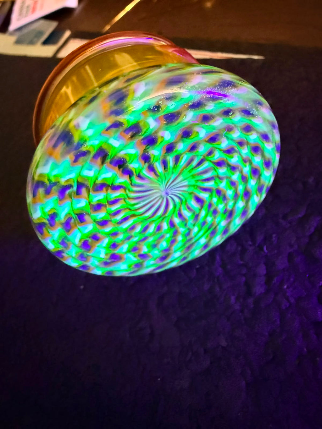 Conversion Glass Rosin Jar – UV Reactive