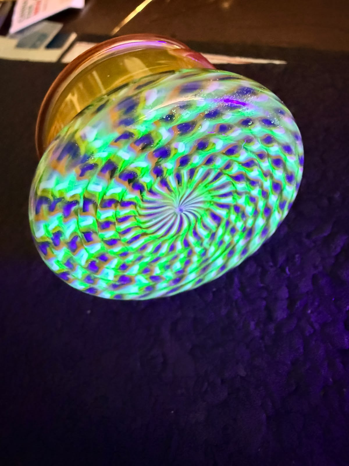 Conversion Glass Rosin Jar – UV Reactive