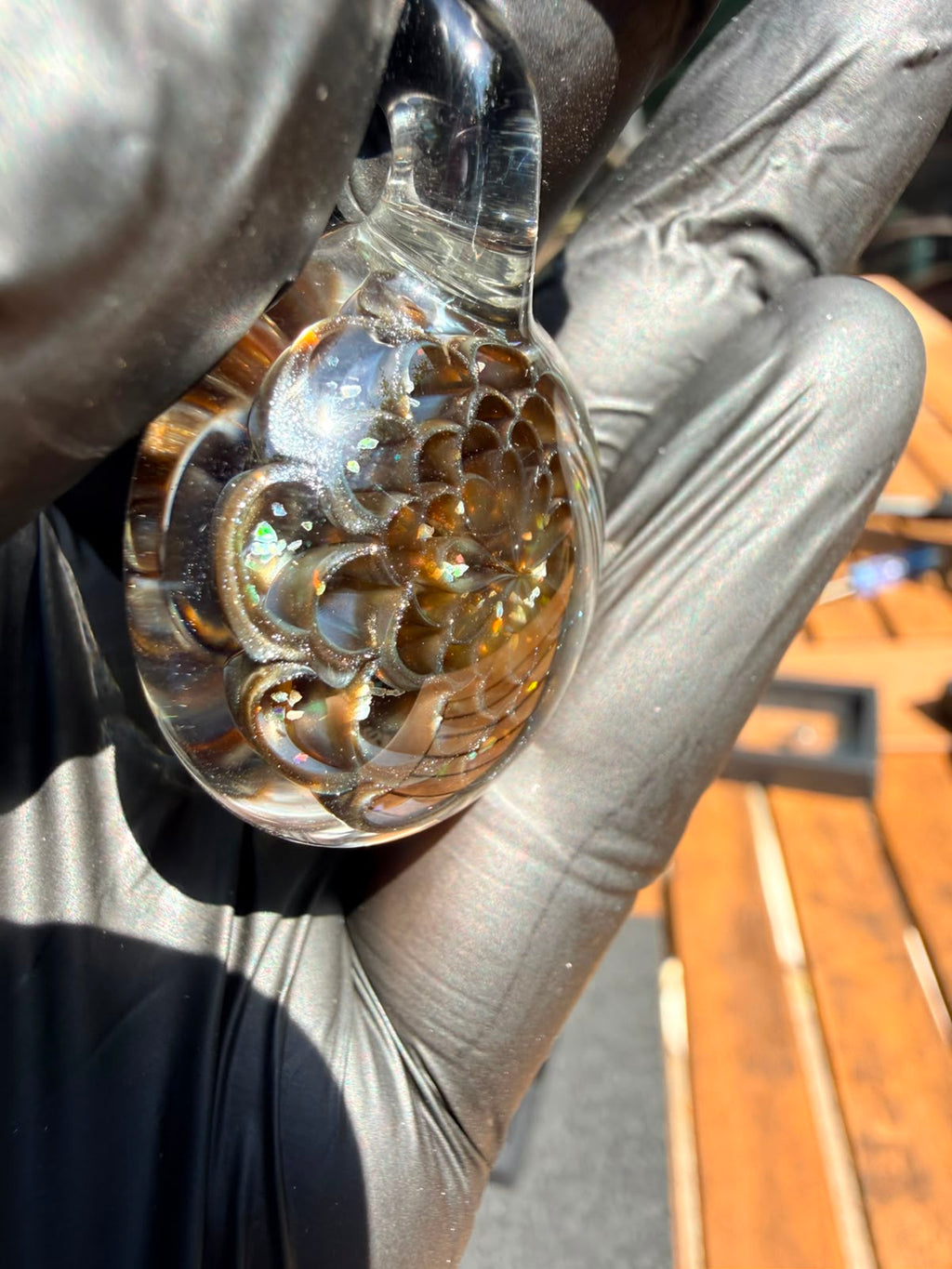 Faltermeier Glass Pendant – Schimmernde Glaskunst