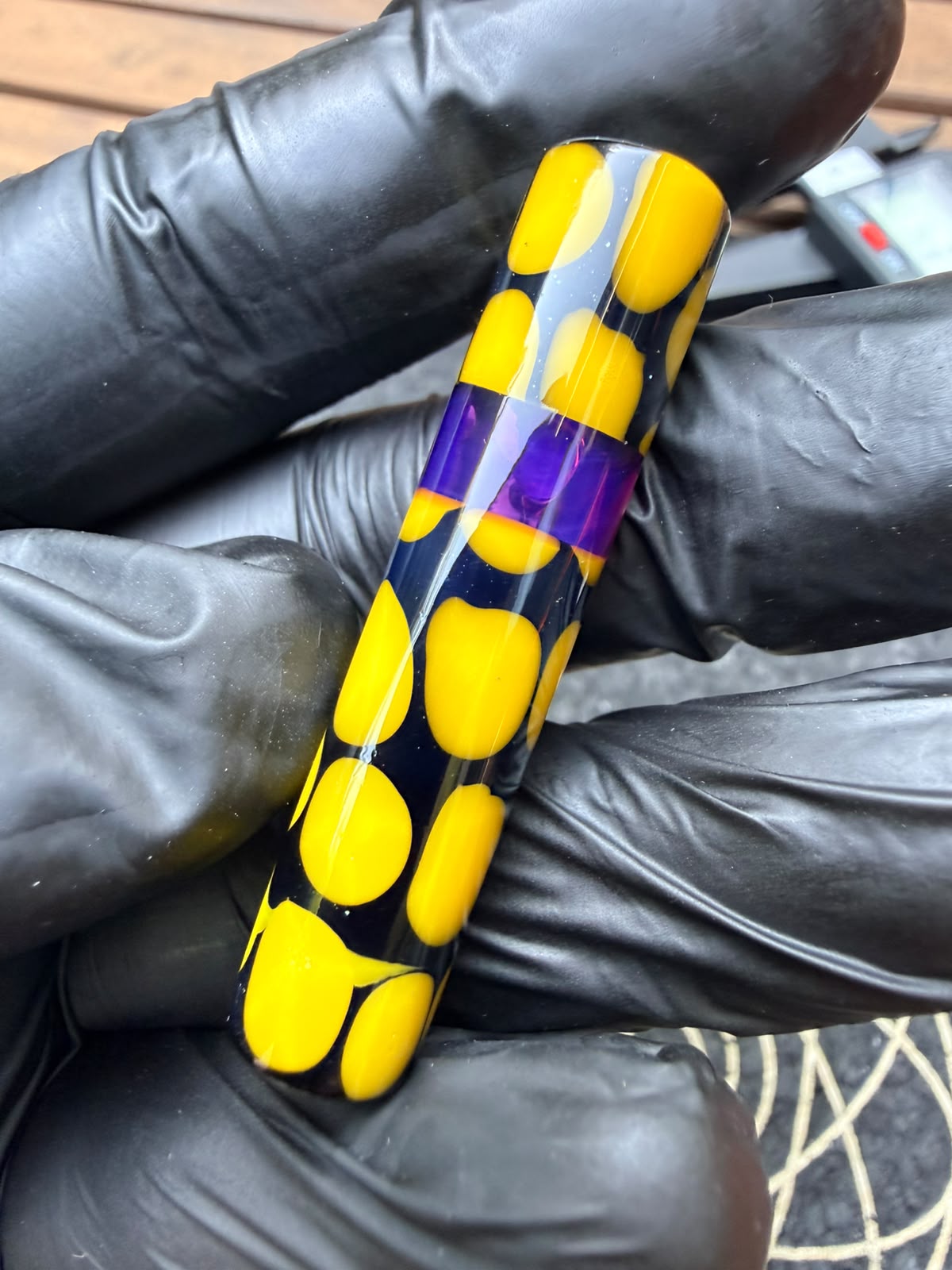 Robertson Glass – Crushed Opal Giraffe Filtertip Purple