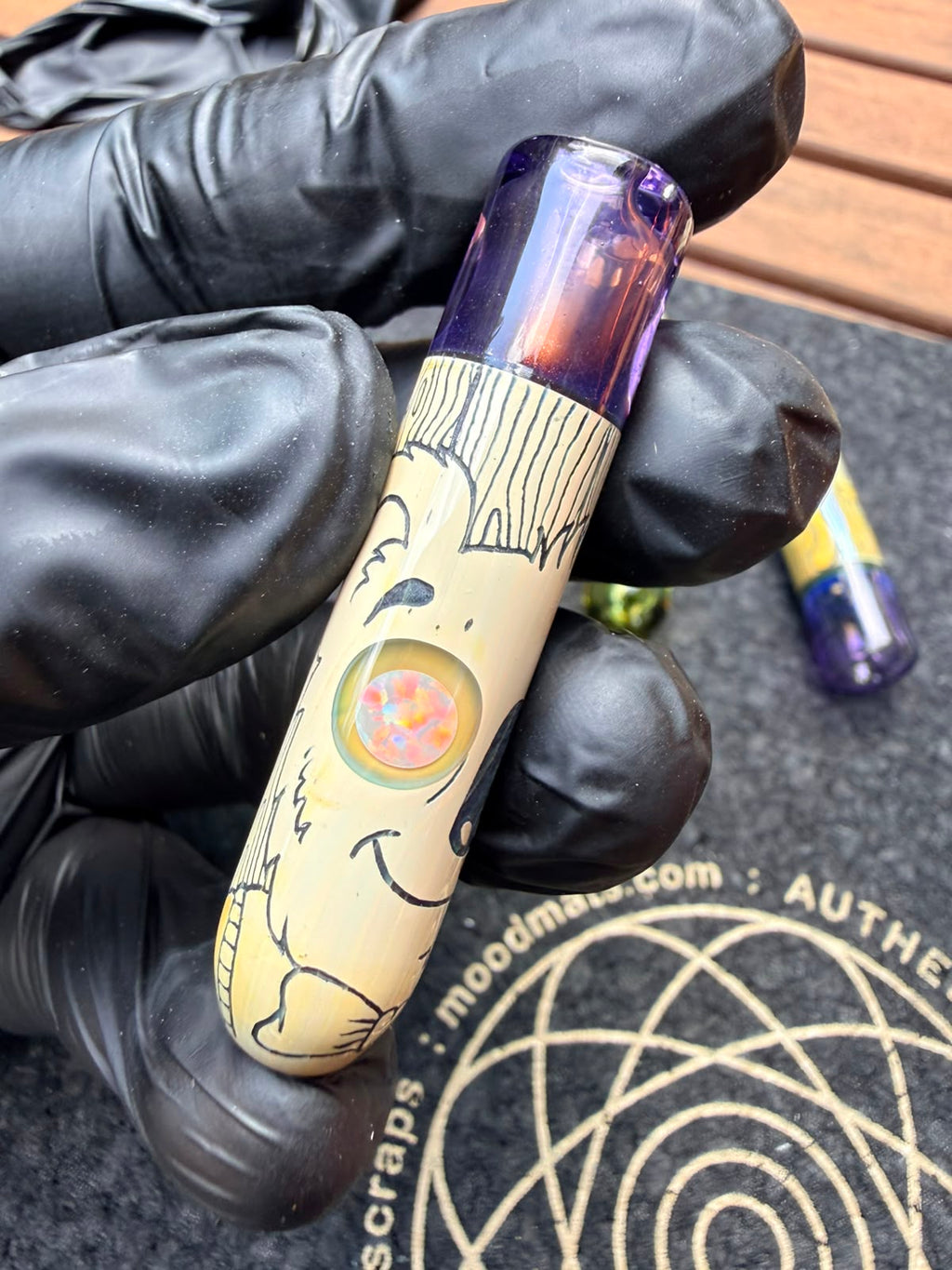 Glass by Ging – Handgravierter Koala Filtertip mit Opal