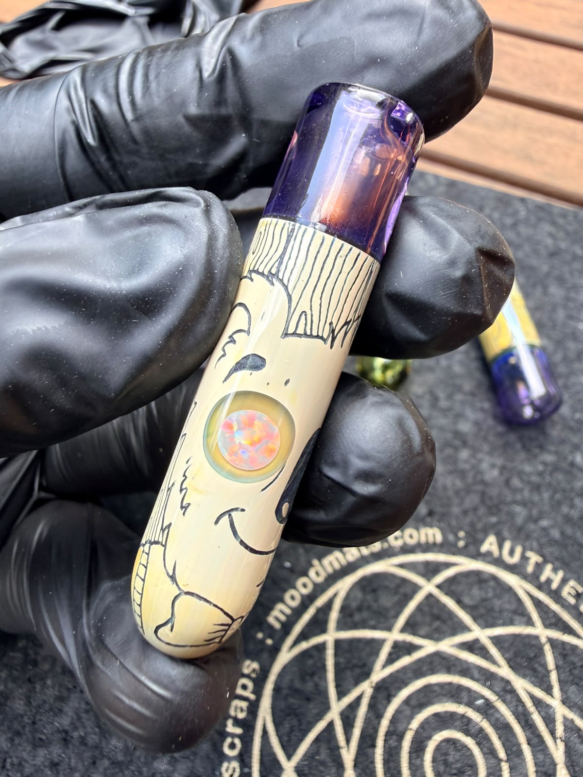 Glass by Ging – Handgravierter Koala Filtertip mit Opal