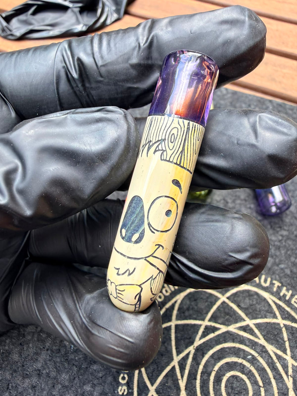 Glass by Ging – Handgravierter Koala Filtertip mit Opal