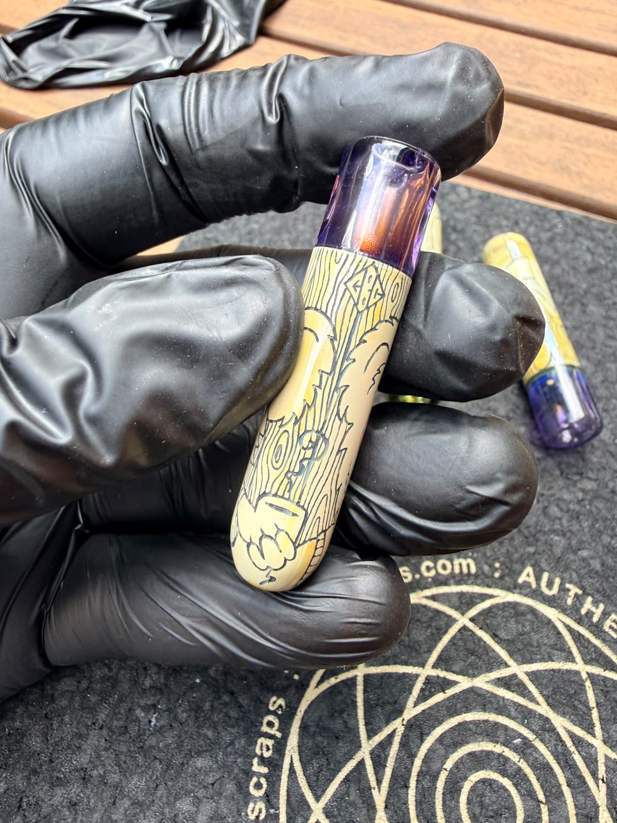 Glass by Ging – Handgravierter Koala Filtertip mit Opal