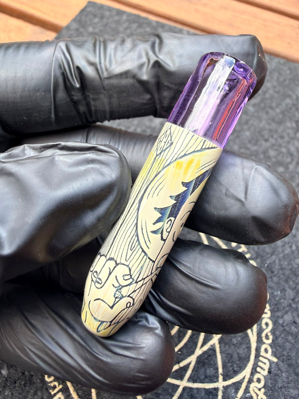 Glass by Ging – Handgravierter Ruffy Filtertip