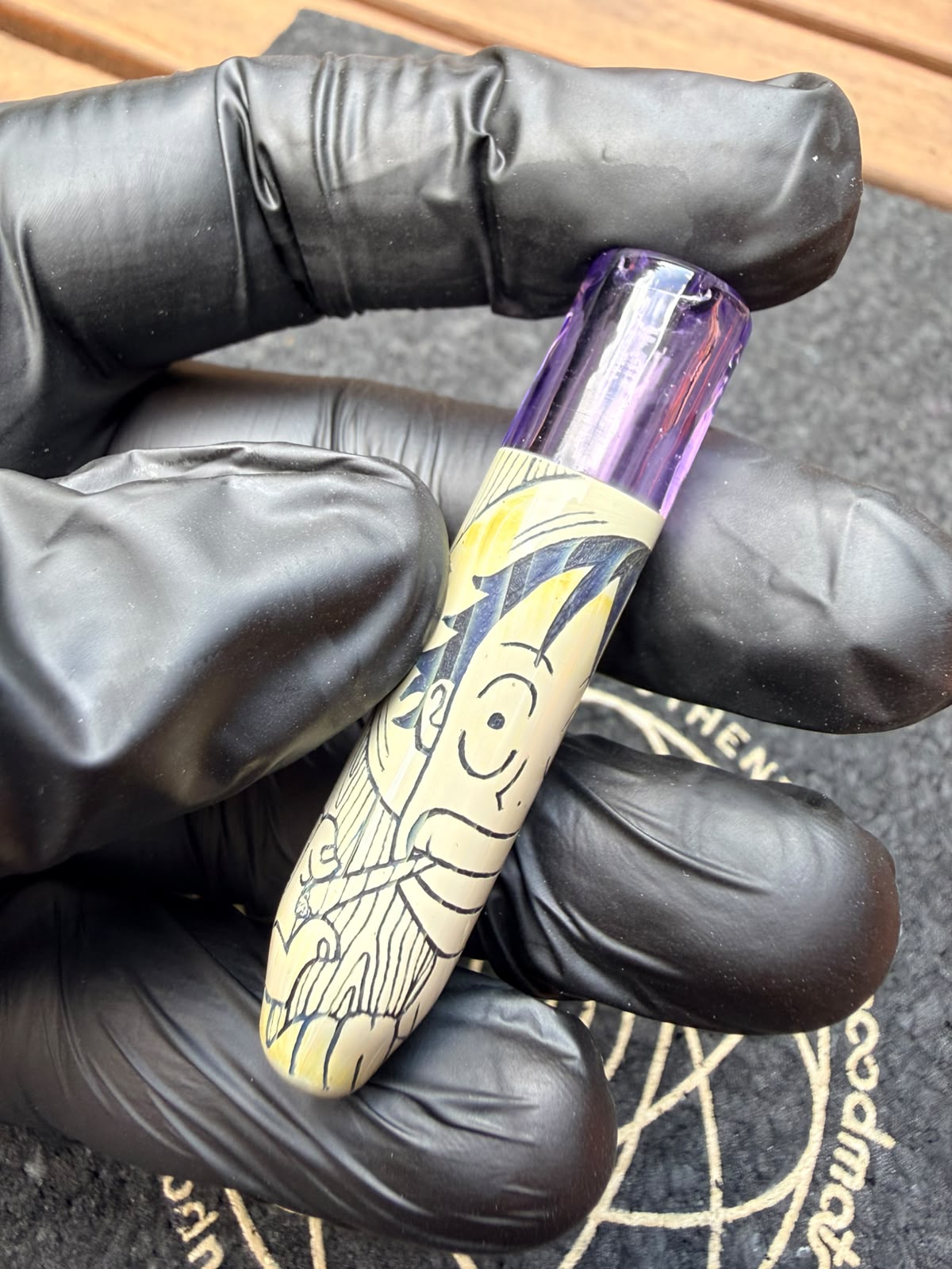 Glass by Ging – Handgravierter Ruffy Filtertip