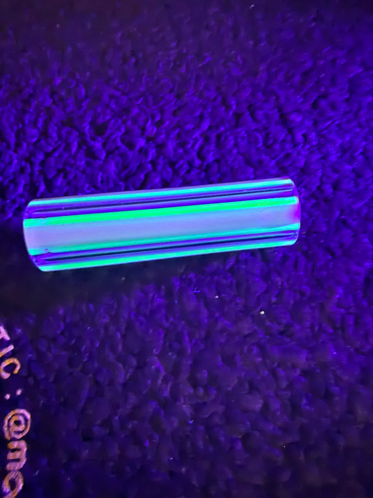 Crisp – UV Konischer Filtertip (Unsigniert)
