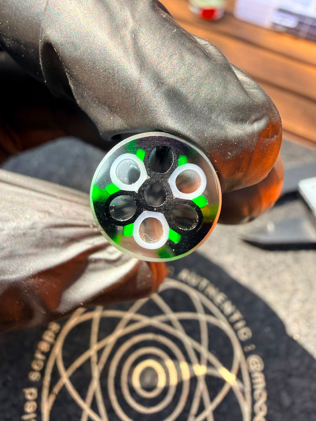 Crisp Filtertip – Schwarz/Weiß UV