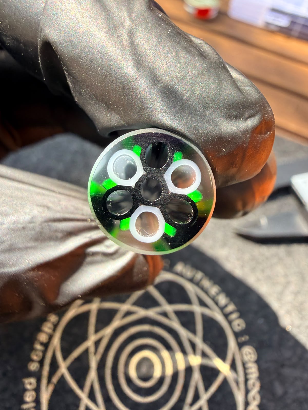 Crisp Filtertip – Schwarz/Weiß UV