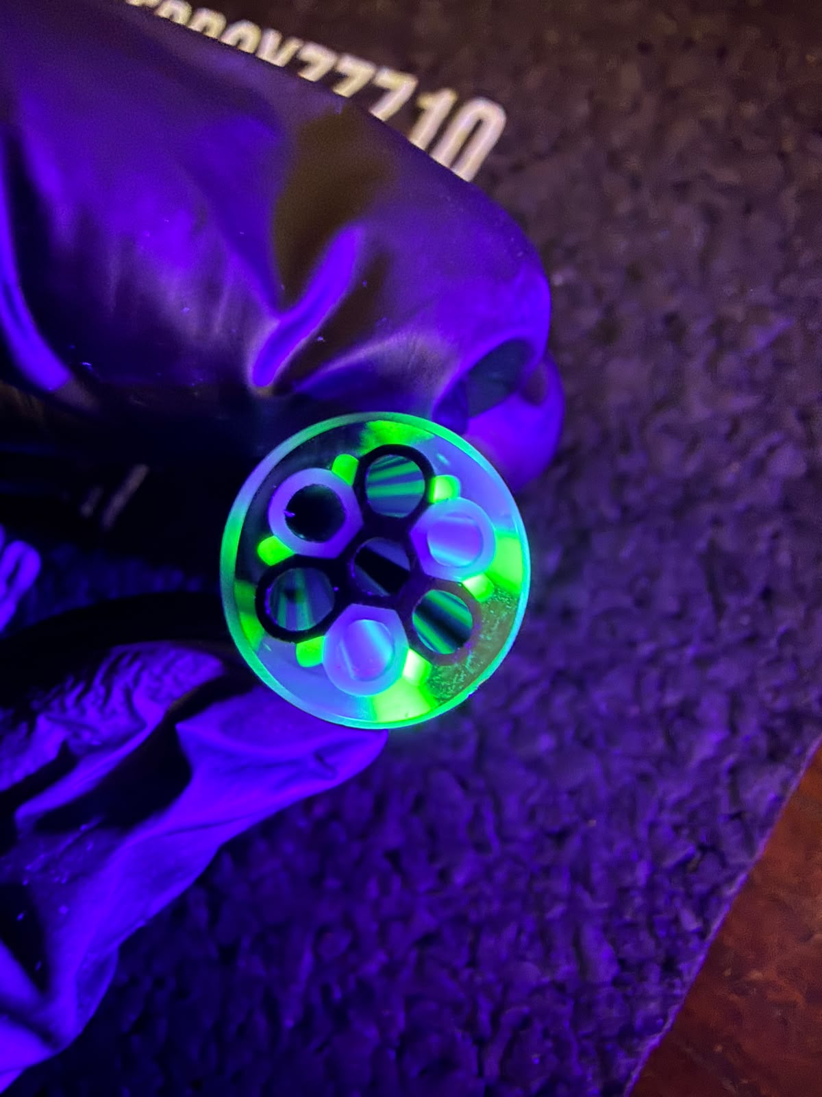 Crisp Filtertip – Schwarz/Weiß UV