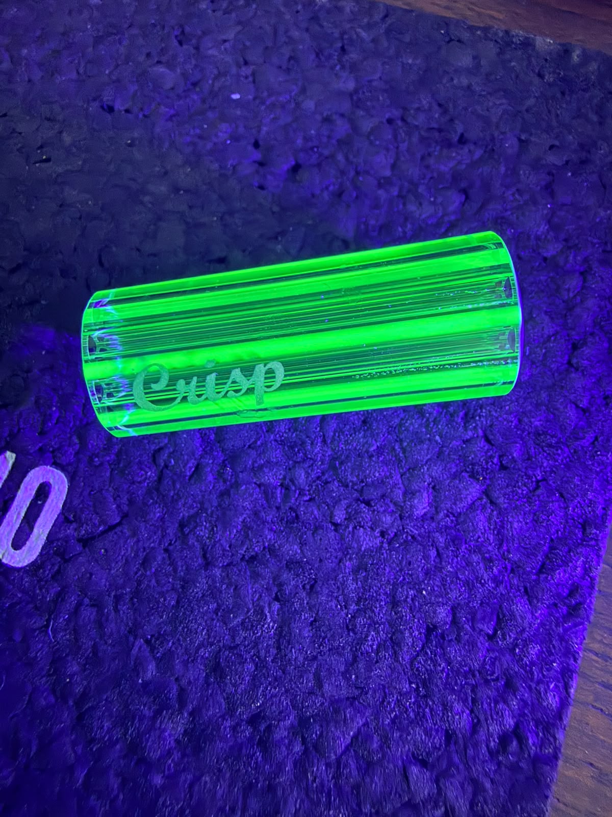 Crisp Filtertip – Neon Grün/Schwarz UV (Konisch)