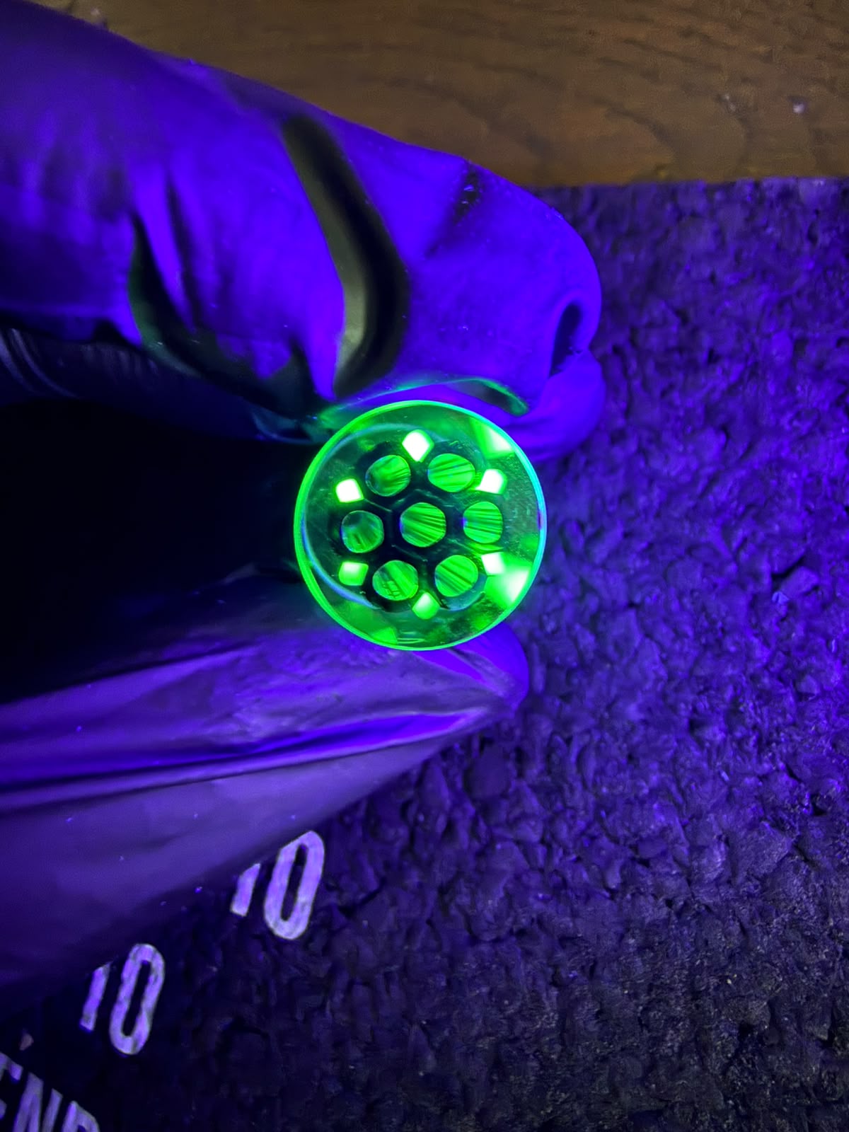Crisp Filtertip – Neon Grün/Schwarz UV (Konisch)