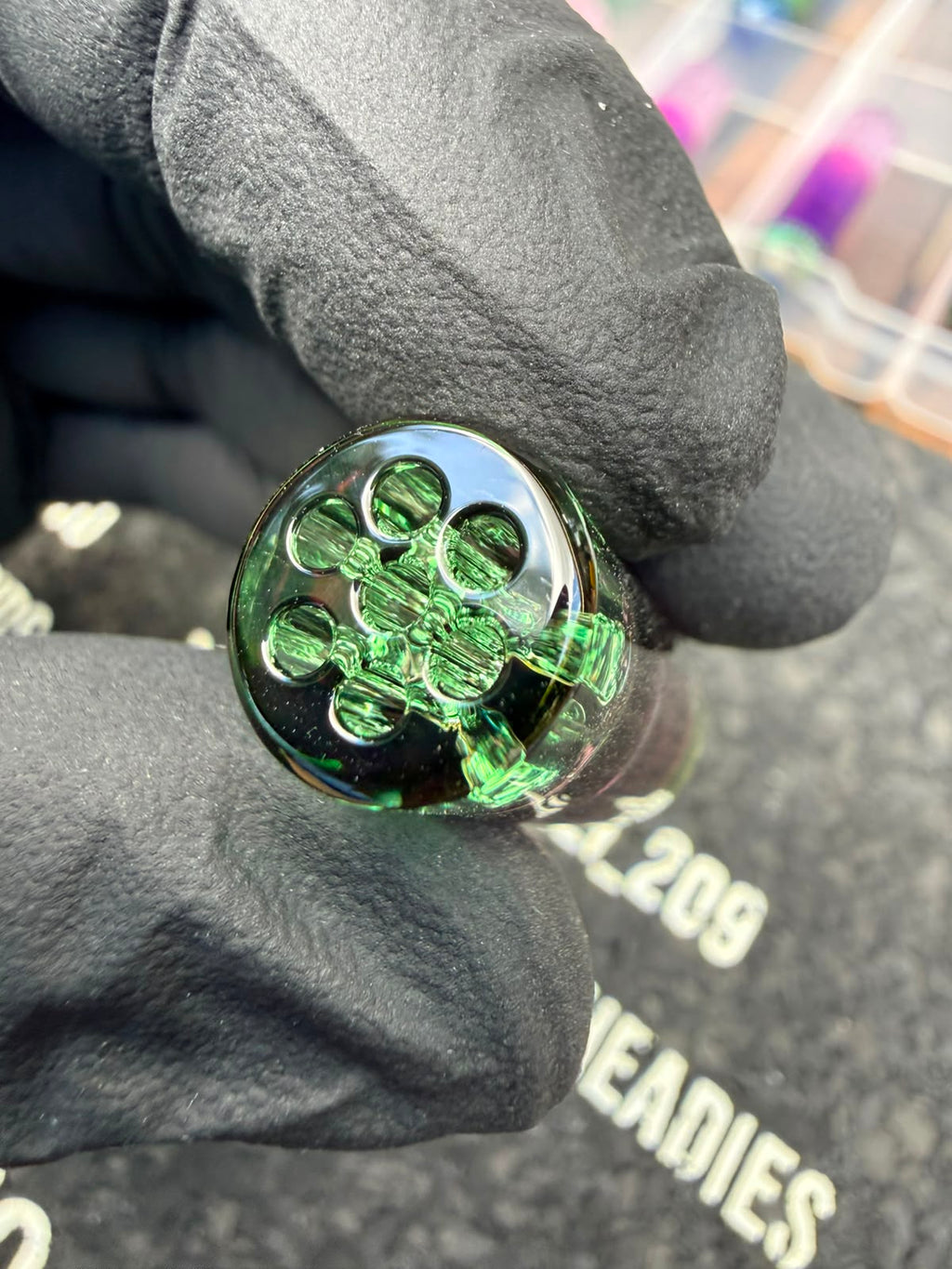 Mothership Multi-Hole Art Tip – Emerald Purple Fade