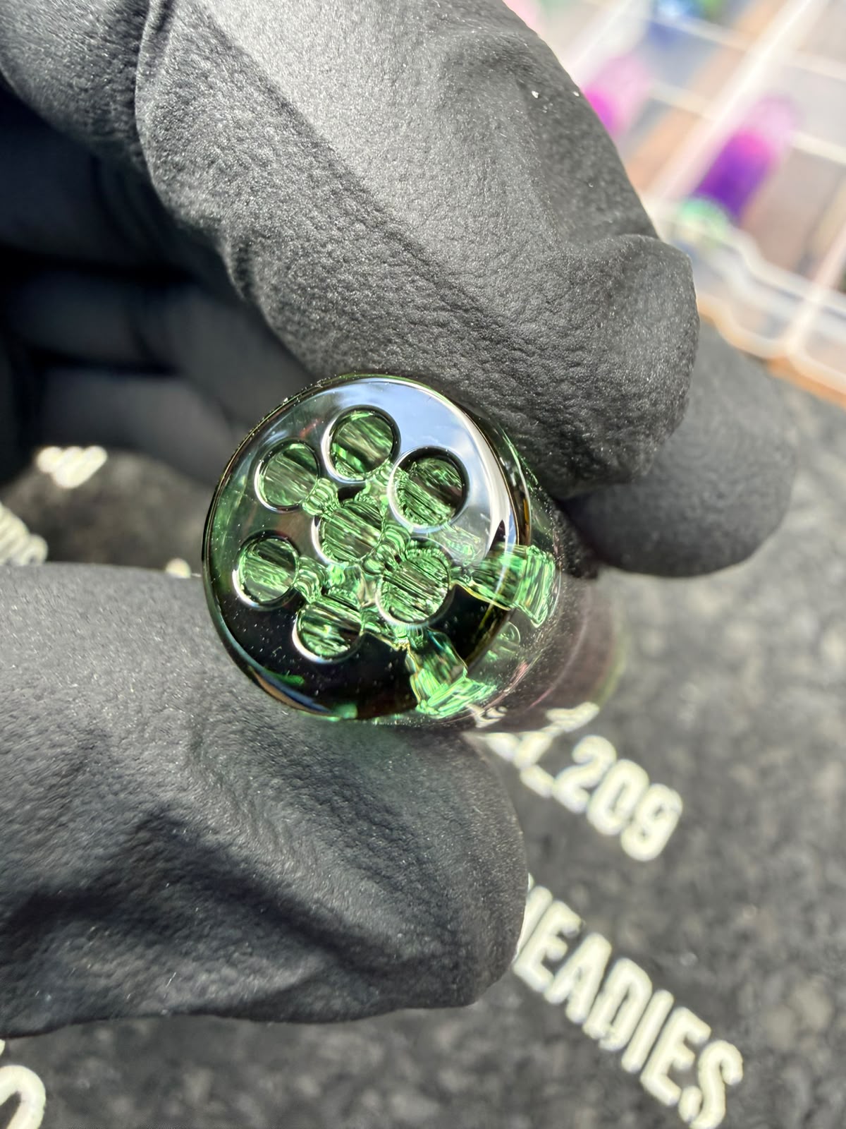 Mothership Multi-Hole Art Tip – Emerald Purple Fade