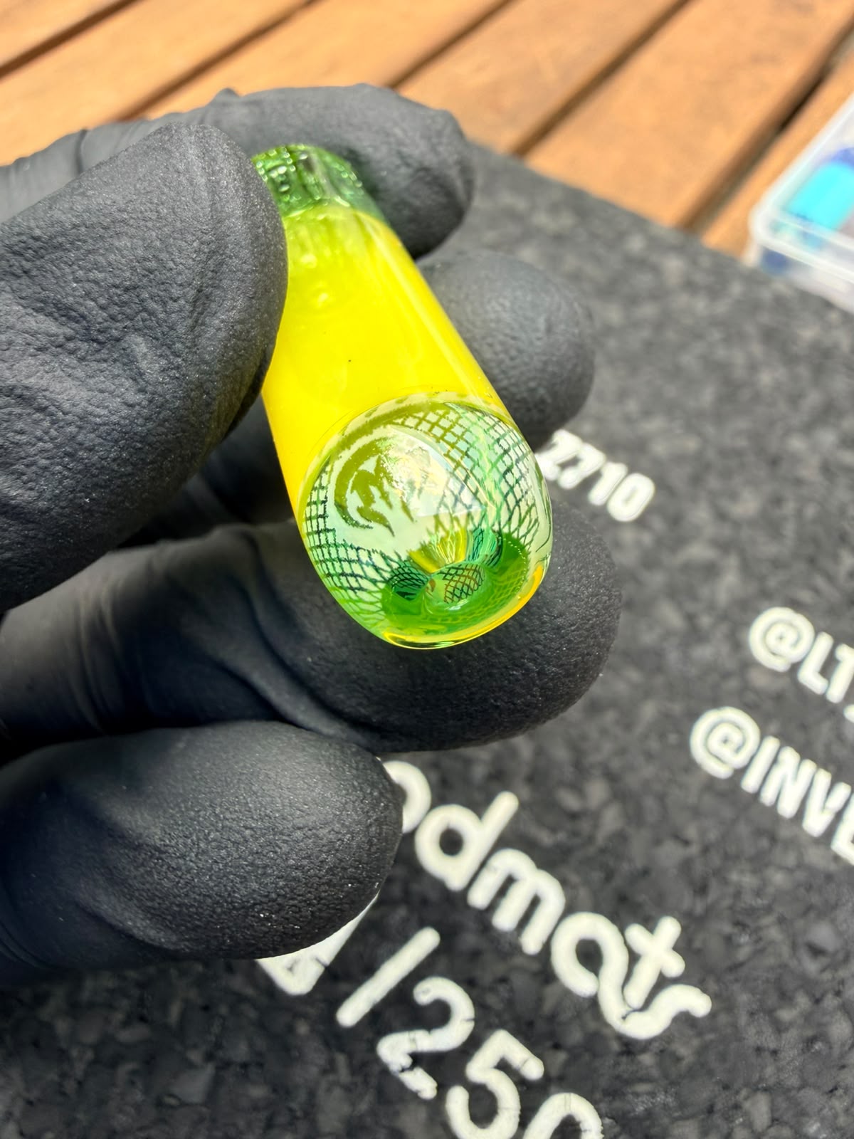 Mothership Multi-Hole Art Tip – Neon Green Fade
