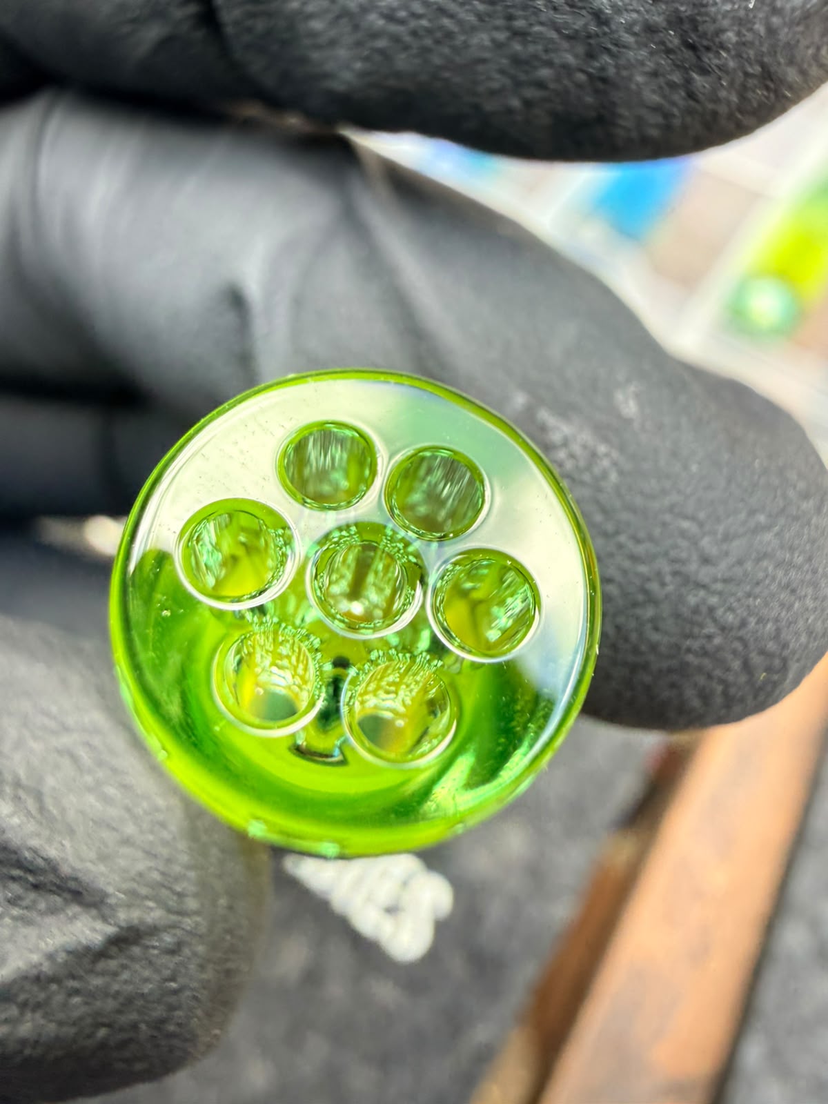 Mothership Multi-Hole Art Tip – Neon Green Fade