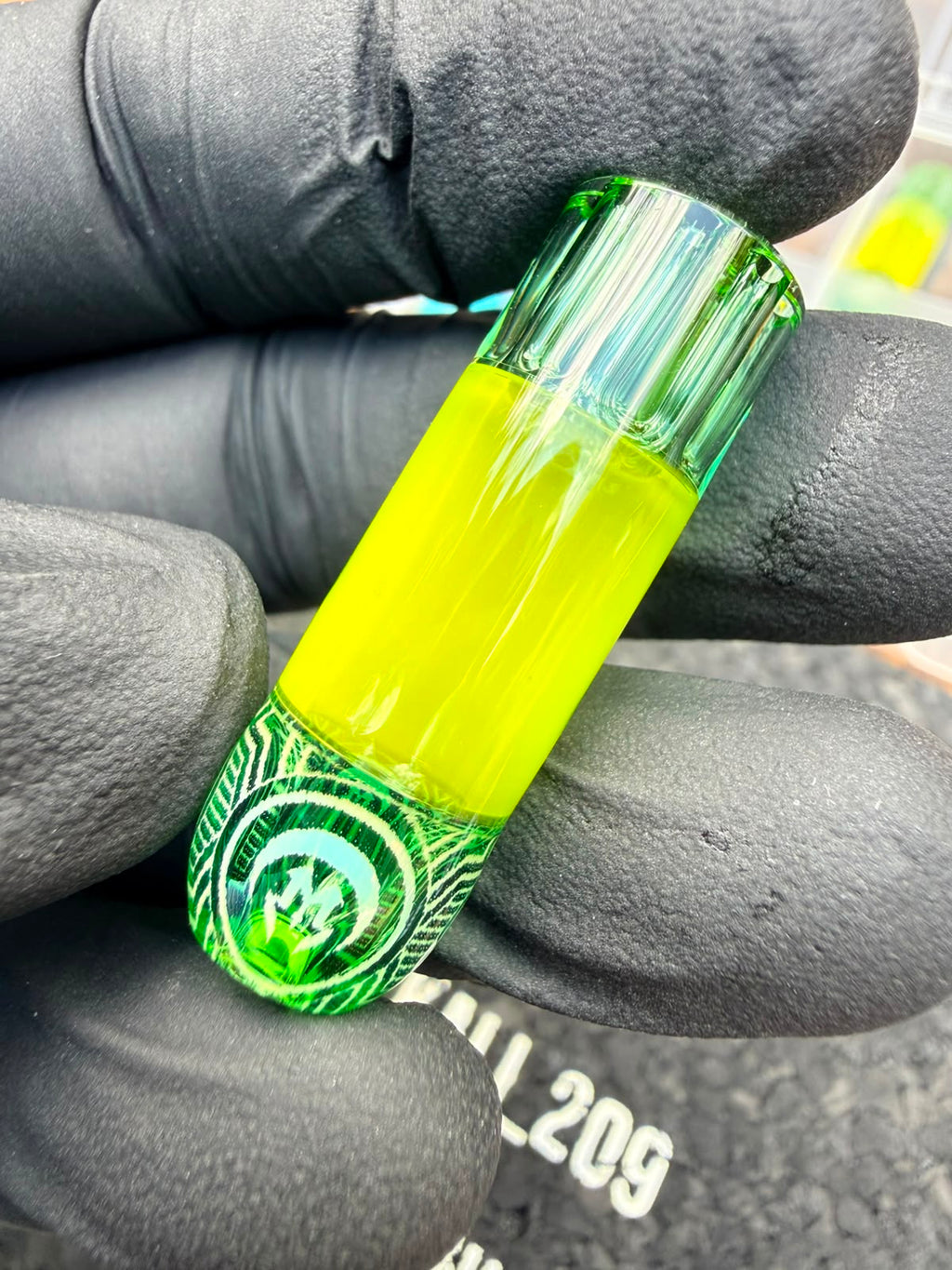 Mothership Multi-Hole Art Tip – Neon Green Fade