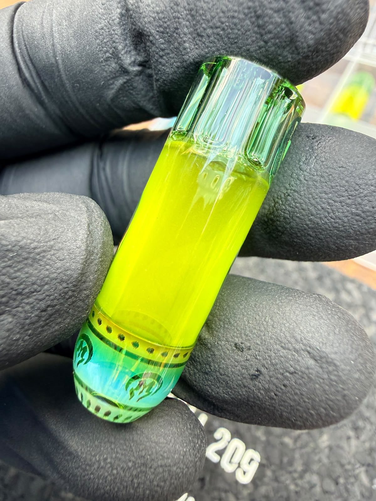 Mothership Multi-Hole Art Tip – Neon Green Fade