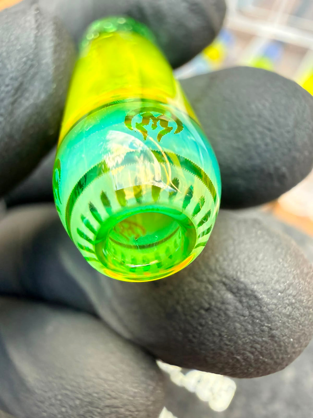 Mothership Multi-Hole Art Tip – Neon Green Fade