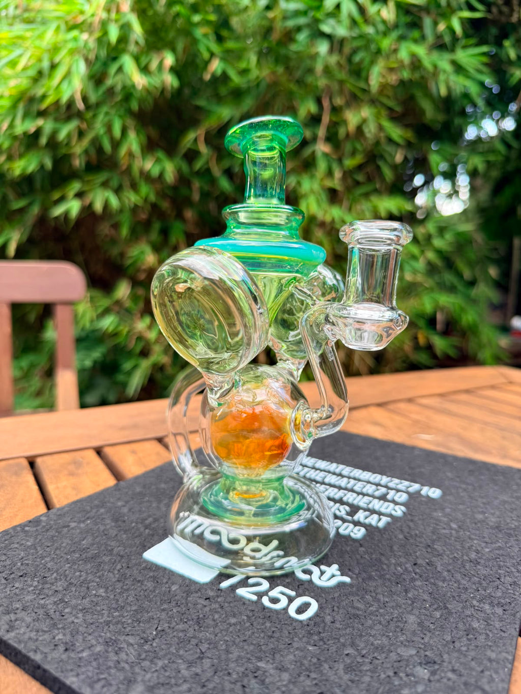 Clarkie Clark – Satelliten Nexus Recycler (Color Edition)