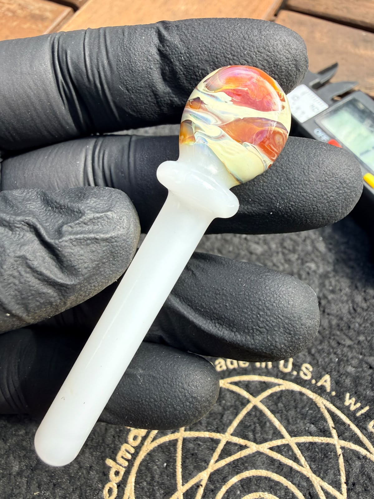 Meccas Glass Packer – Weiß / Amber / Rot