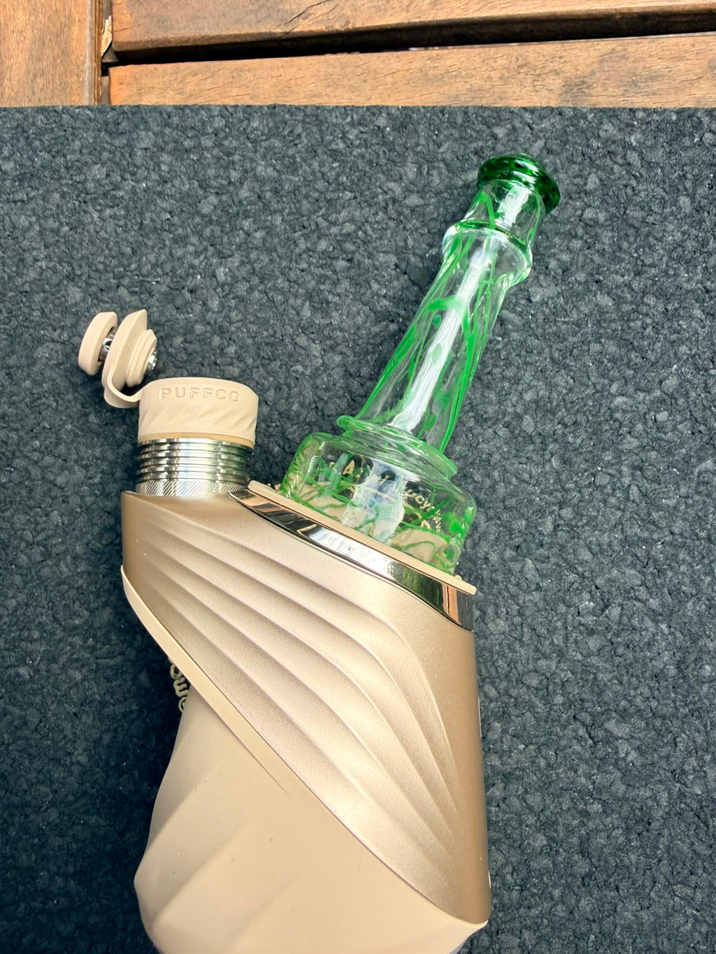 Meccas Glass Dry Top – Green Swirl Clear