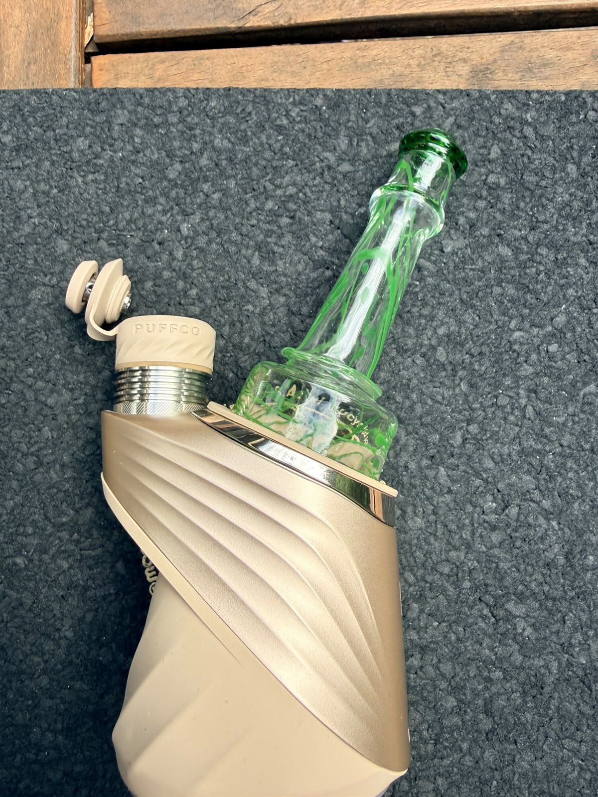Meccas Glass Dry Top – Green Swirl Clear