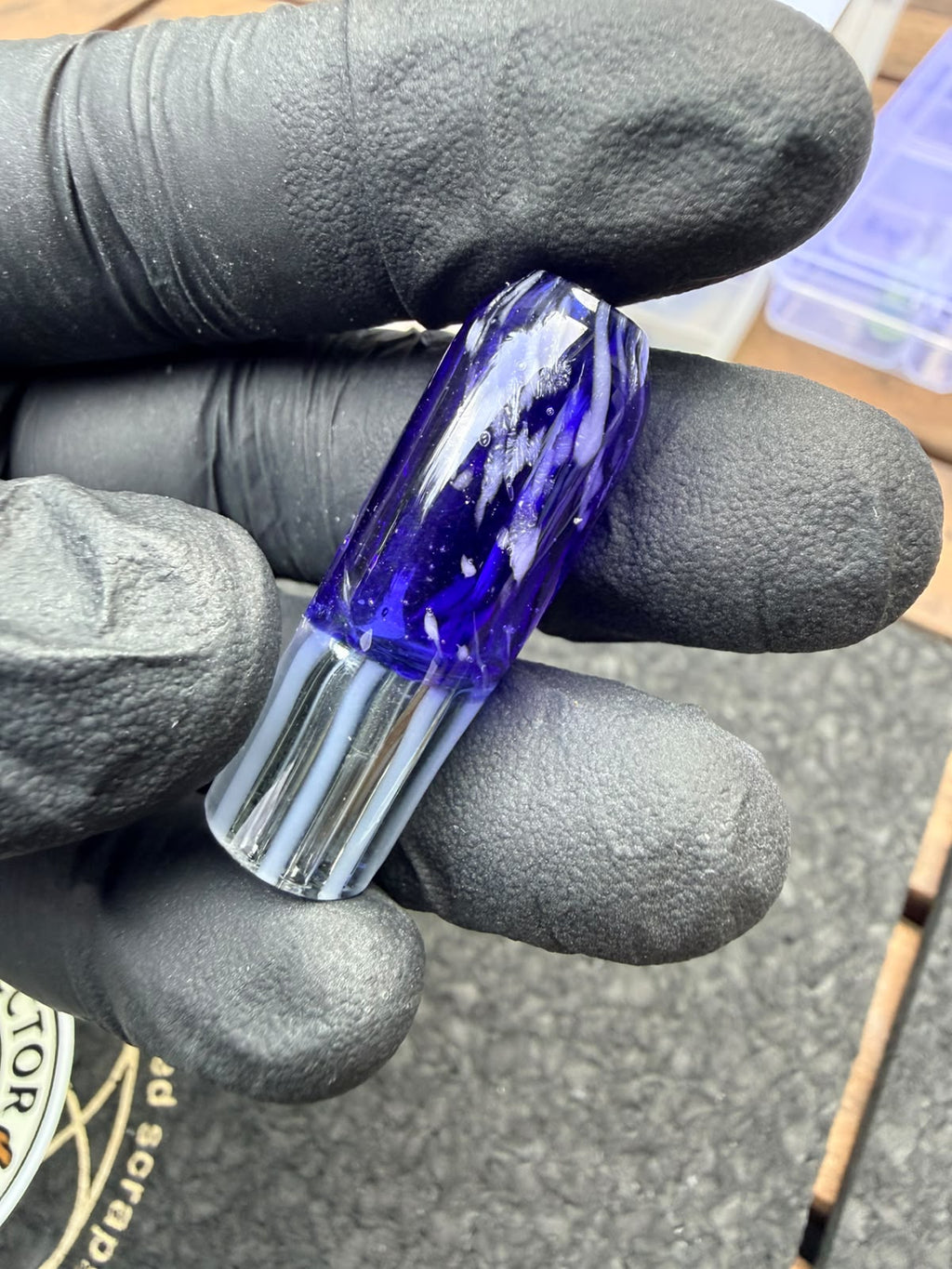 Meccas Glass Multi-Hole Tube Filtertip – Royal Blue / White / Clear – B-Grade - 10,6 mm