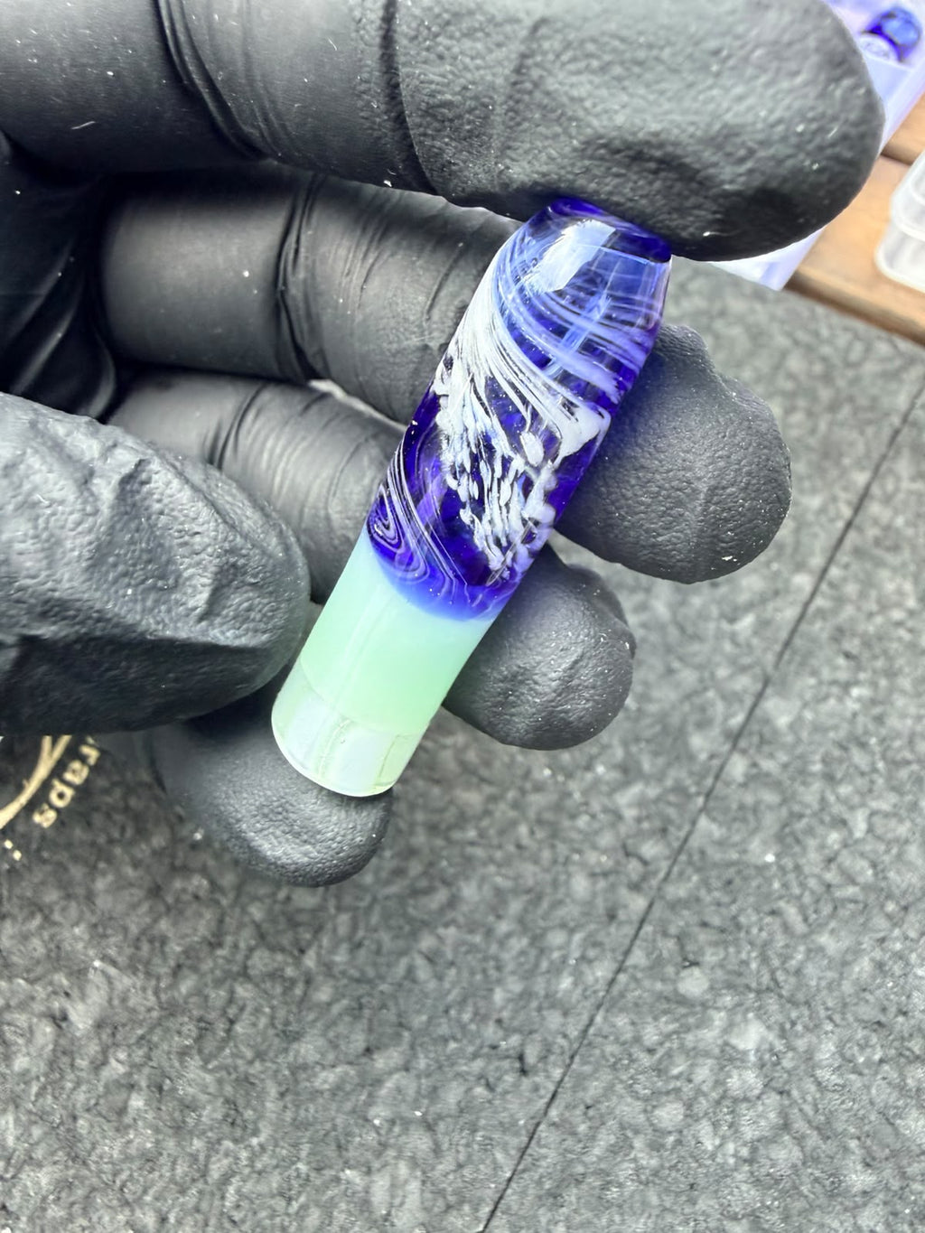 Meccas Glass Multi-Hole Tube Filtertip – Royal Blue / White / Bright Green - 10,6 mm