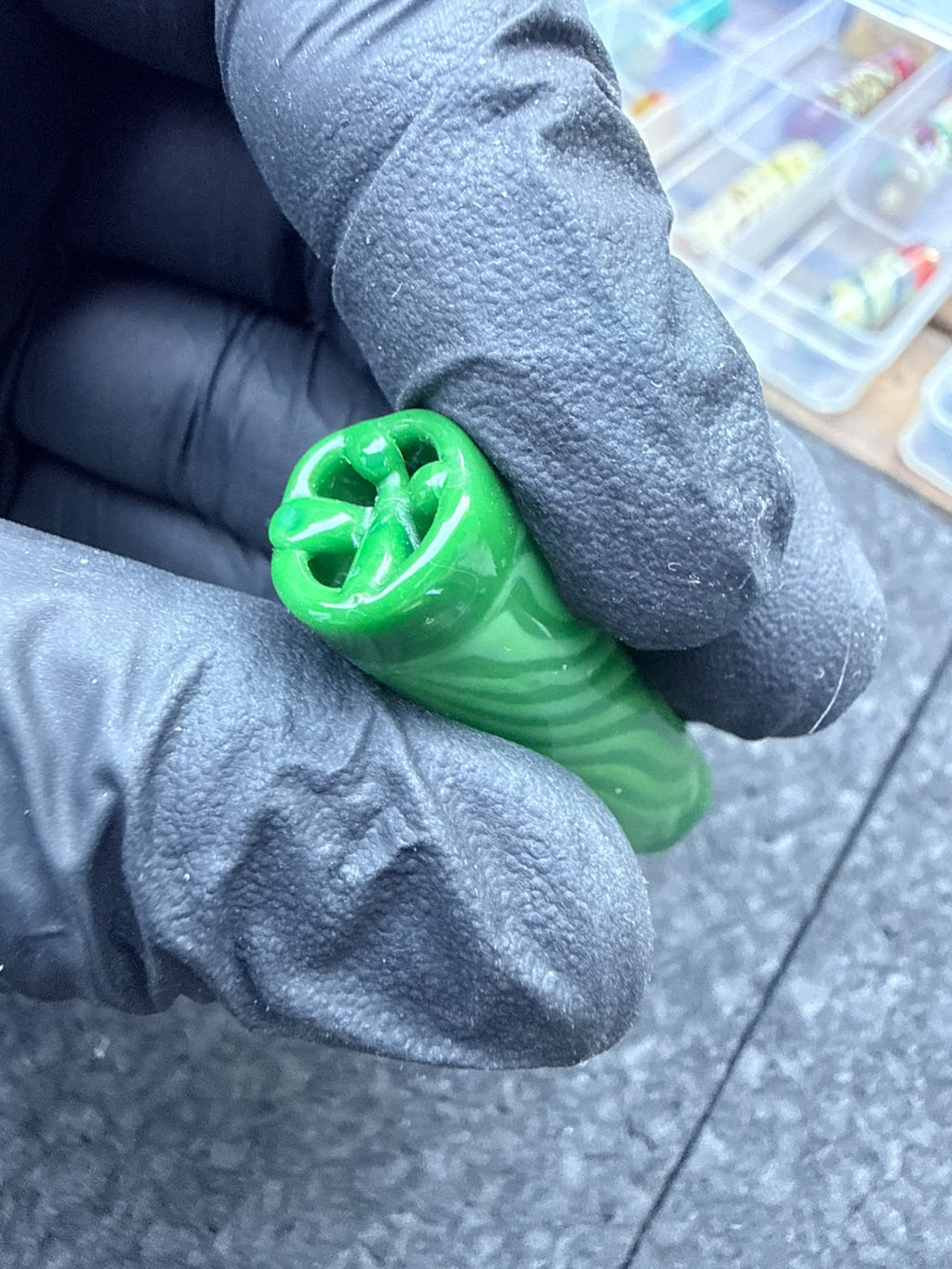 Embout d'artiste en verre Meccas – Zèbre vert – 11,2 mm