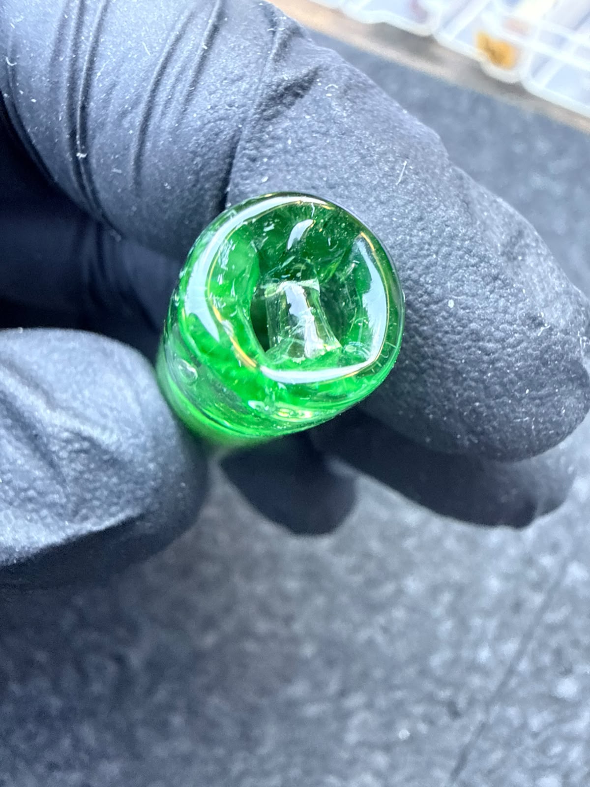 Punta para artista de vidrio de Mecca – Cinta verde / Transparente / Polvo arcoíris – Grado B – 11,8 mm
